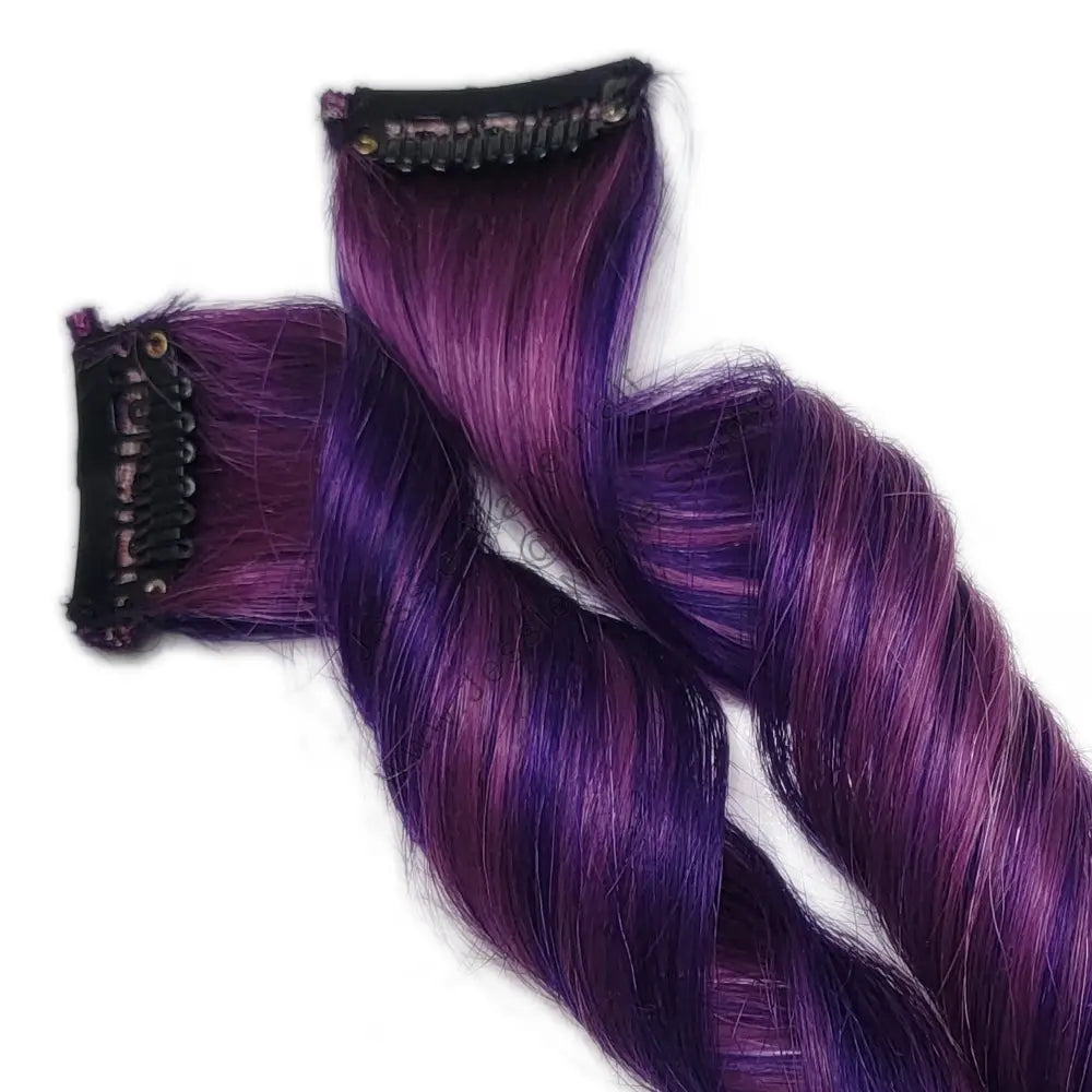 dark purple and light purple highlighted hair - halloween fall hairstyles